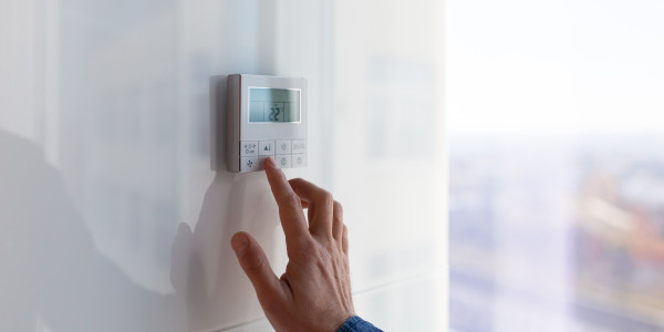 Reformas Integrales de Casas en Parla · Instalación de Sistemas de Climatización, Aire Acondicionado y Calefacción