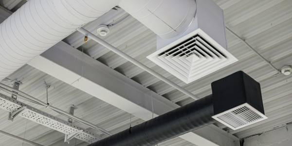 Reformas Integrales de Naves Industriales en Parla · Instalación de Sistemas de Climatización y Ventilación